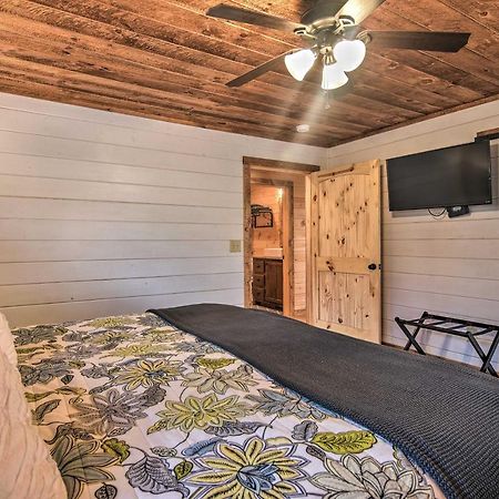 Modern Murphy Cabin With Nottely River Views! Экстерьер фото